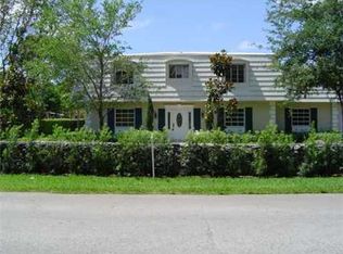 730 Davis Rd, Miami, FL 33143