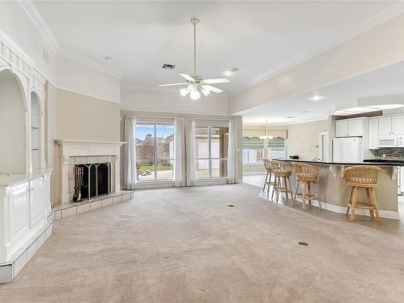 2nd image of 1113 Lake Frances Dr