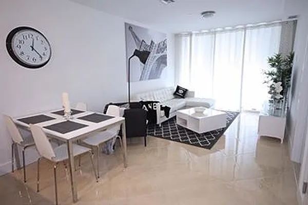 Sold by Starealty Estate LLC | media 10