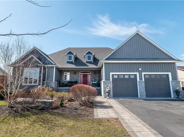 211 Lewis Rd, Hamilton, ON L8E 5G7