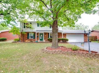 4831 Bambi Dr, Alton, IL 62002