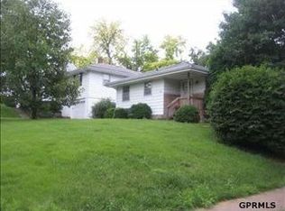 6795 Spencer St, Omaha, NE 68104