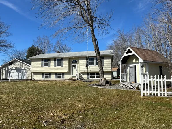68 Lorraine Avenue, Brewer, ME 04412