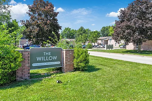 The Willow Photo 1