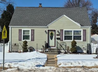 3273 Washington Rd, Parlin, NJ 08859