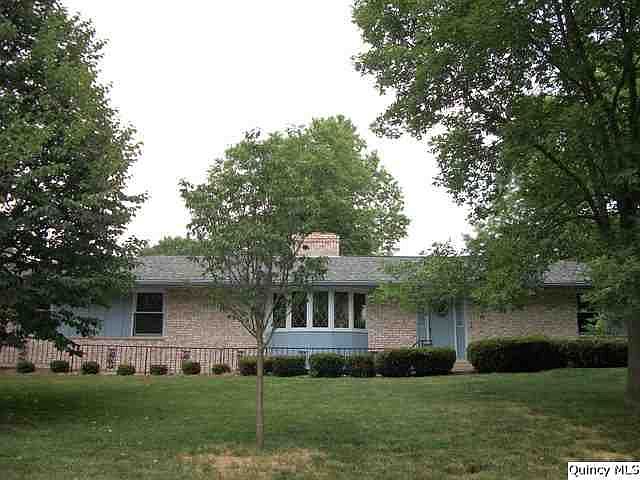 Home for Sale in Quincy, IL $144,000