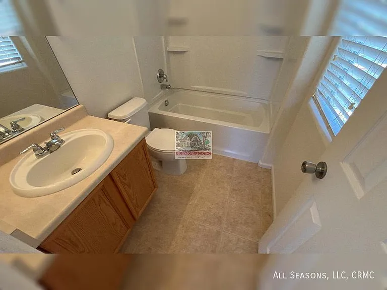 7722 Sandy Springs Point — Photo 6