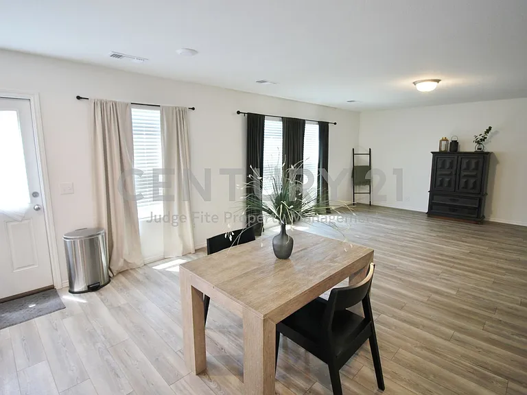 1229 Autumn Mist Ln — Photo 8