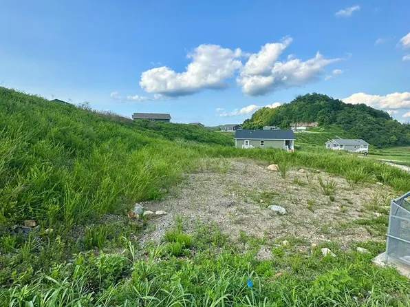 25 Citation Dr, Chavies, KY 41727