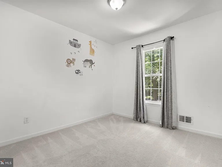 2407 Alsop Ct — Photo 23