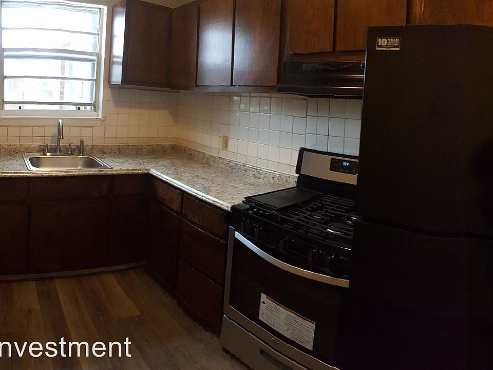 2nd image of 458 Lincoln Ave APT B7