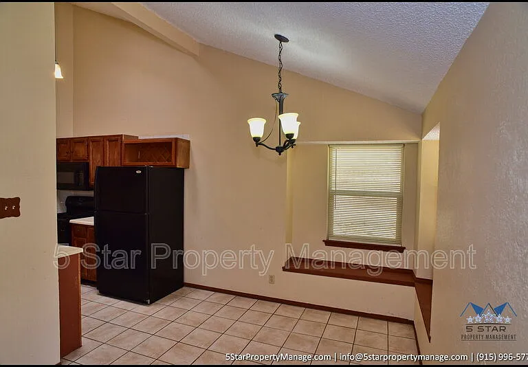 11645 Gordon Cooper Ln — Photo 13