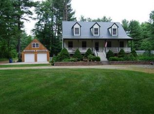 138 Lowell Rd, Pepperell, MA 01463