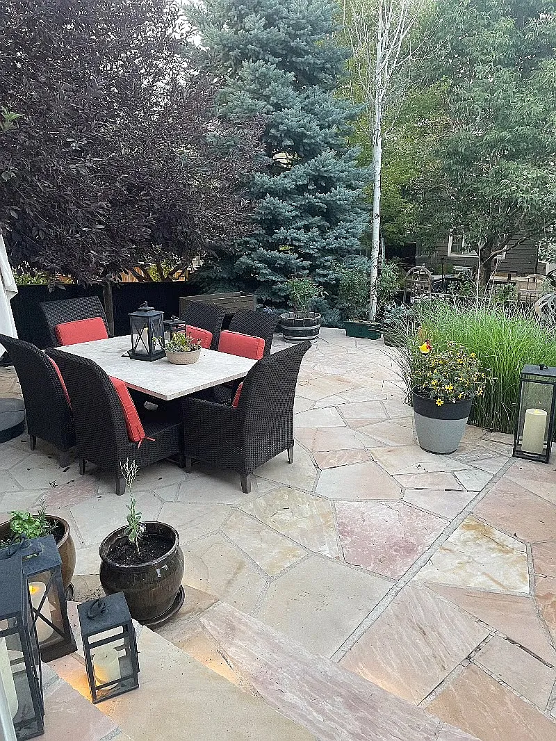 4 bed, 3.5 bath, 3000 sqft, $1,400 — Photo 2