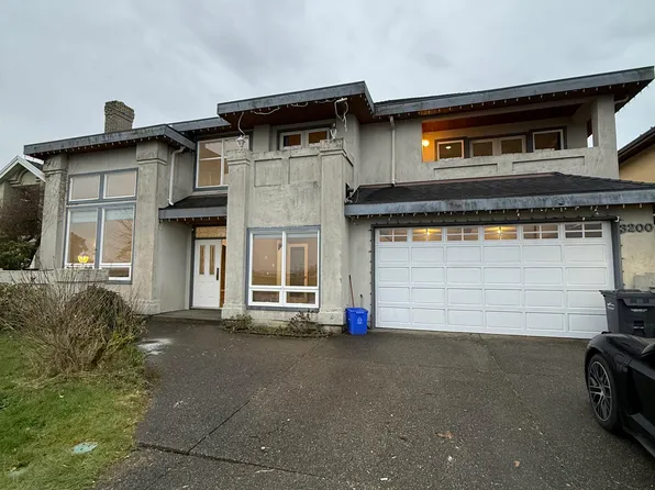3200 River Rd, Richmond, BC V7C 5N2