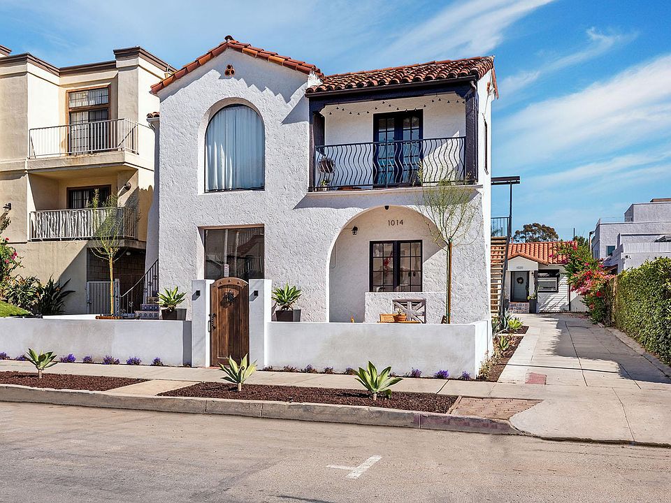 Beautifully landscaped. Includes weekly landscape maintenance.