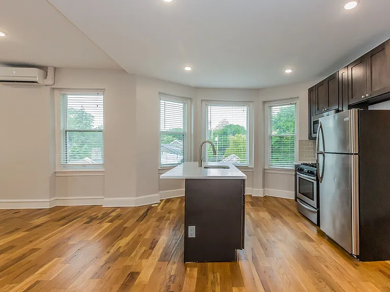 332 West Hortter Street — Photo 14