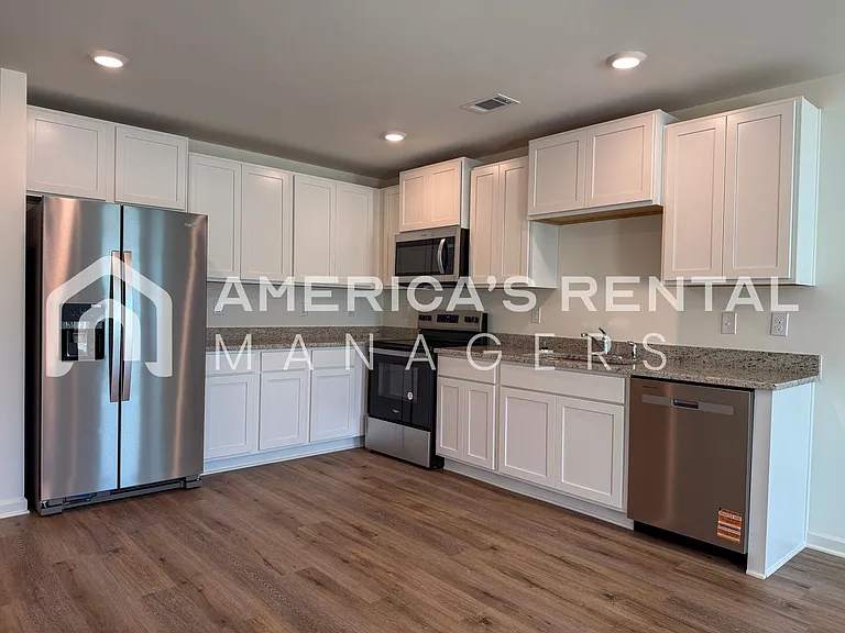 14320 Firefly Ln — Photo 12