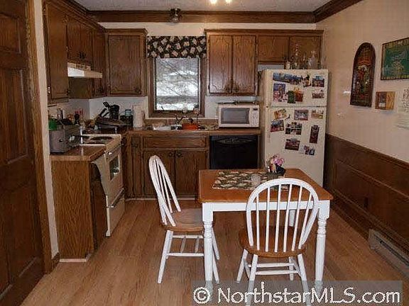 4th image of 701 River Avenue N