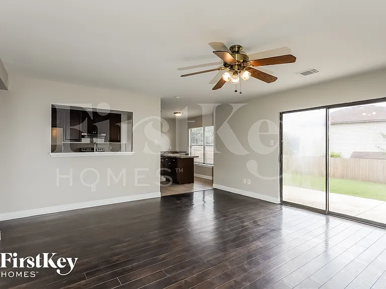 4623 Everstone Crk — Photo 6