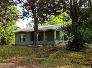 394 W Greenwood St, Garrison, TX 75946