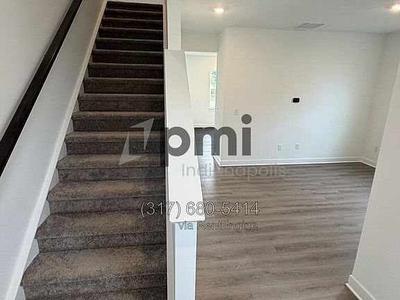 5th image of 8929 Noble Heights Ln