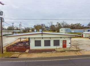 705 N Washington Ave, Livingston, TX 77351