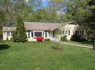 25 Jeffrey Rd, Wayland, MA 01778