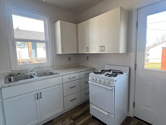 5th image of 1415 Pearl St #N