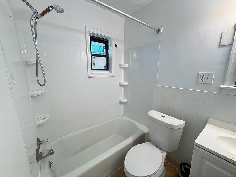 12 Knowlton Ave — Photo 13