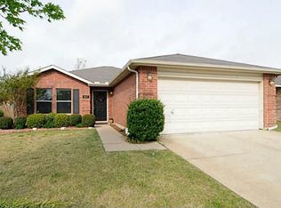 16117 Blanco Ln, Justin, TX 76247