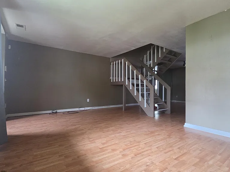 2604 Dogwood Ct — Photo 5