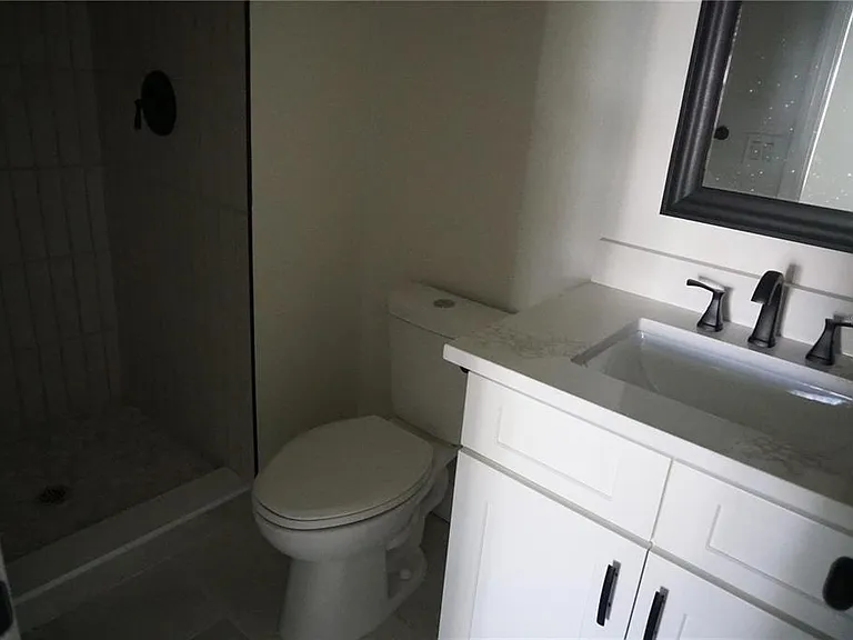 2404 Brigadoon Dr — Photo 13