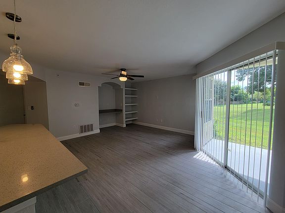4th image of 7220 Westpointe Blvd APT 1415