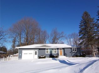 106 Phillips St, Oneida, NY 13421