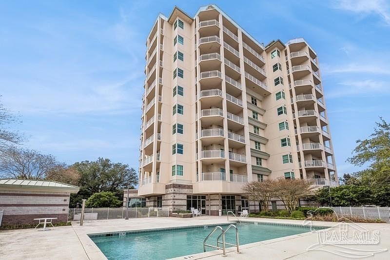 1st image of 1700 Scenic Hwy APT 401