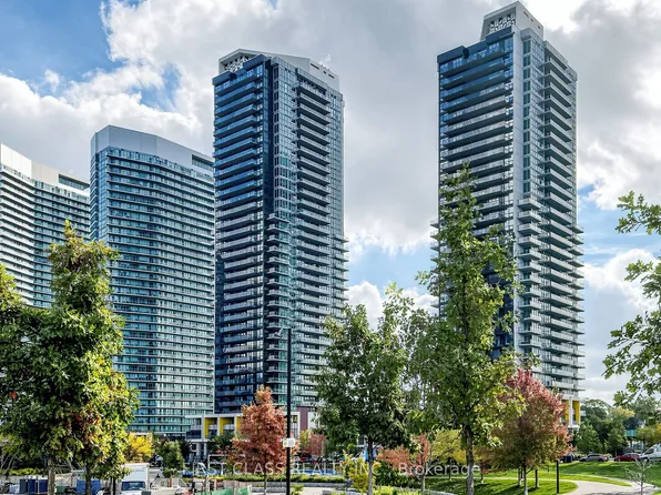95 McMahon Dr #3506, Toronto, ON M2K 0C2
