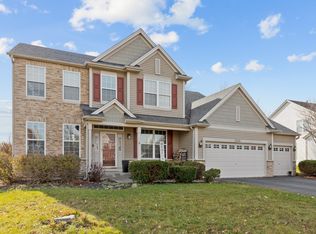 2666 Bauer Rd, North Aurora, IL 60542