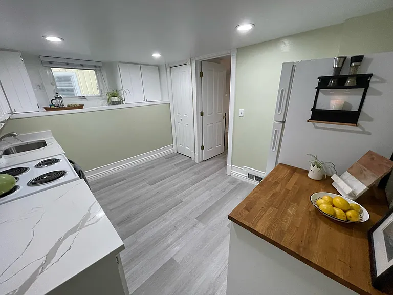 1128 E 3rd Ave #B — Photo 28