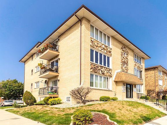3rd image of 6260 S Newland Ave #12N