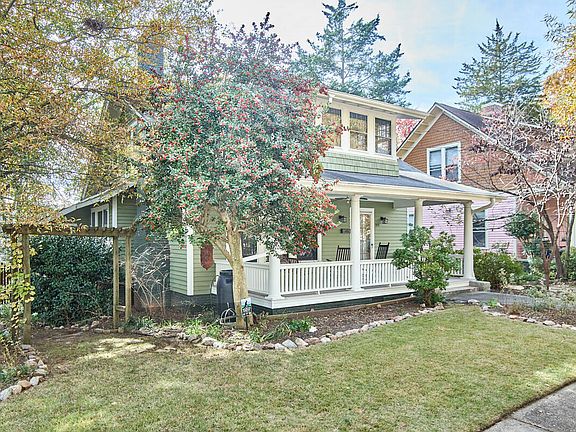 5th image of 909 W Lenoir St