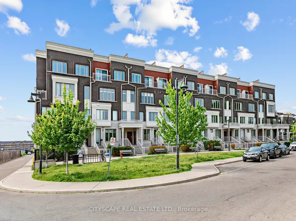 145 Long Branch Ave #13, Toronto, ON M8W 0A9