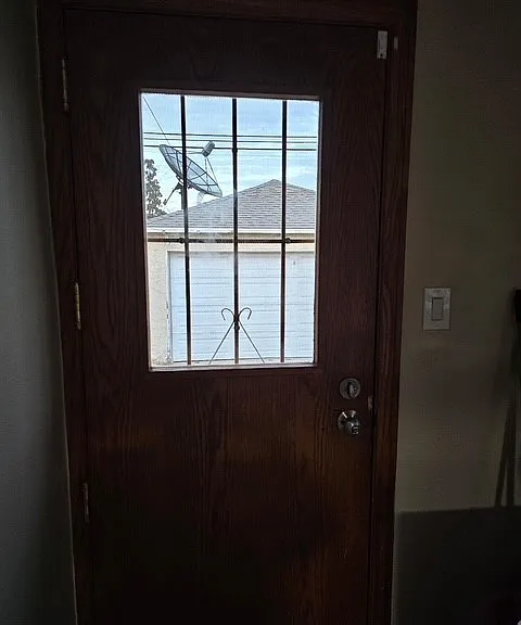 8900 S 10th Ave — Photo 36