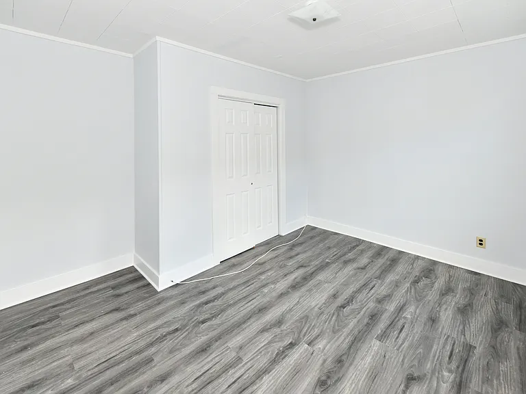262 Orange Tpke — Photo 1