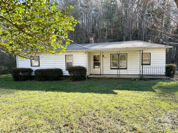 2340 Indian Grave Rd, Lenoir, NC 28645