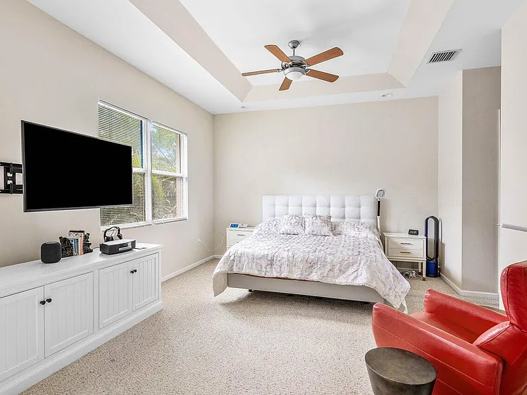 1875 Highland Grove Dr — Photo 13