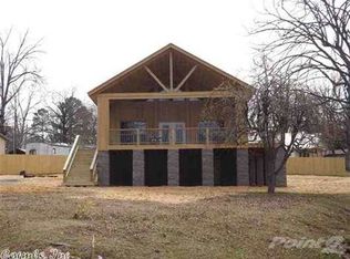 50 Bluff St W, Greers Ferry, AR 72067
