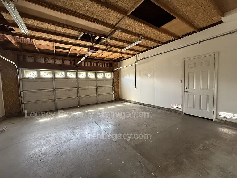 403 Munden Ct — Photo 20