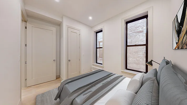 Rented by Bond New York | media 25