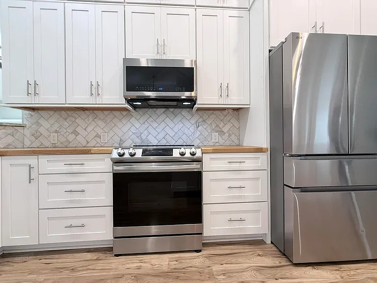 3786 Sierra Dr — Photo 11